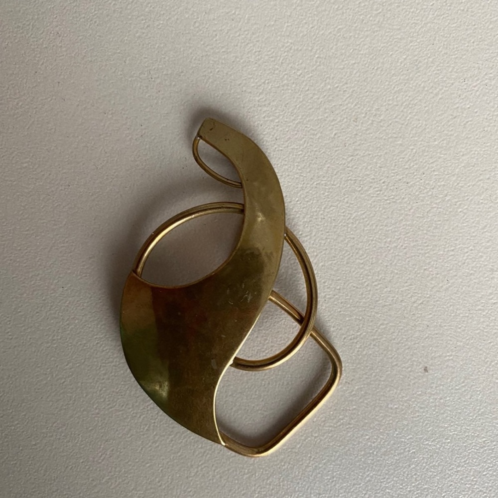 MB SF Vintage Gold Tone Brouch Pin